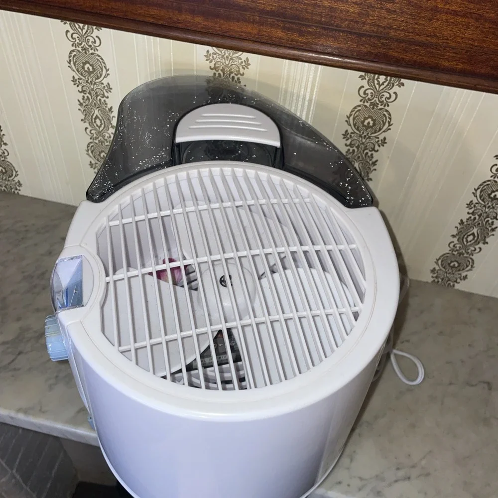 Sunbeam Cool Mist Humidifier SCM1746-UM White ~1.5 gallons